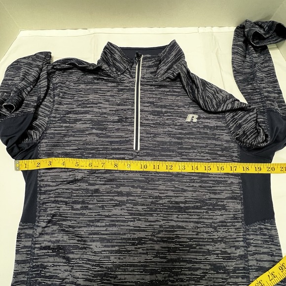 Russell Training Fit Blue Top Size Small Dri-Power Long Sleeve 1/4 Zip - Picture 13 of 15